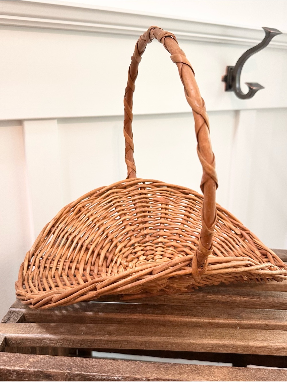 Vintage Woven Wicker Rattan Gathering Basket Decor Harvesting Foraging Garden
